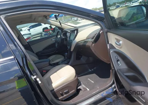 2017 Hyundai Santa Fe Sport 2.4L z USA, uszkodzony, nr VIN 5XYZU3LB5HG457936